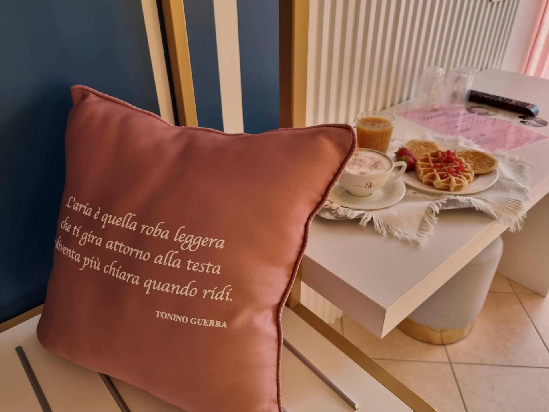 Hotel Angelini Ρίμινι Εξωτερικό φωτογραφία